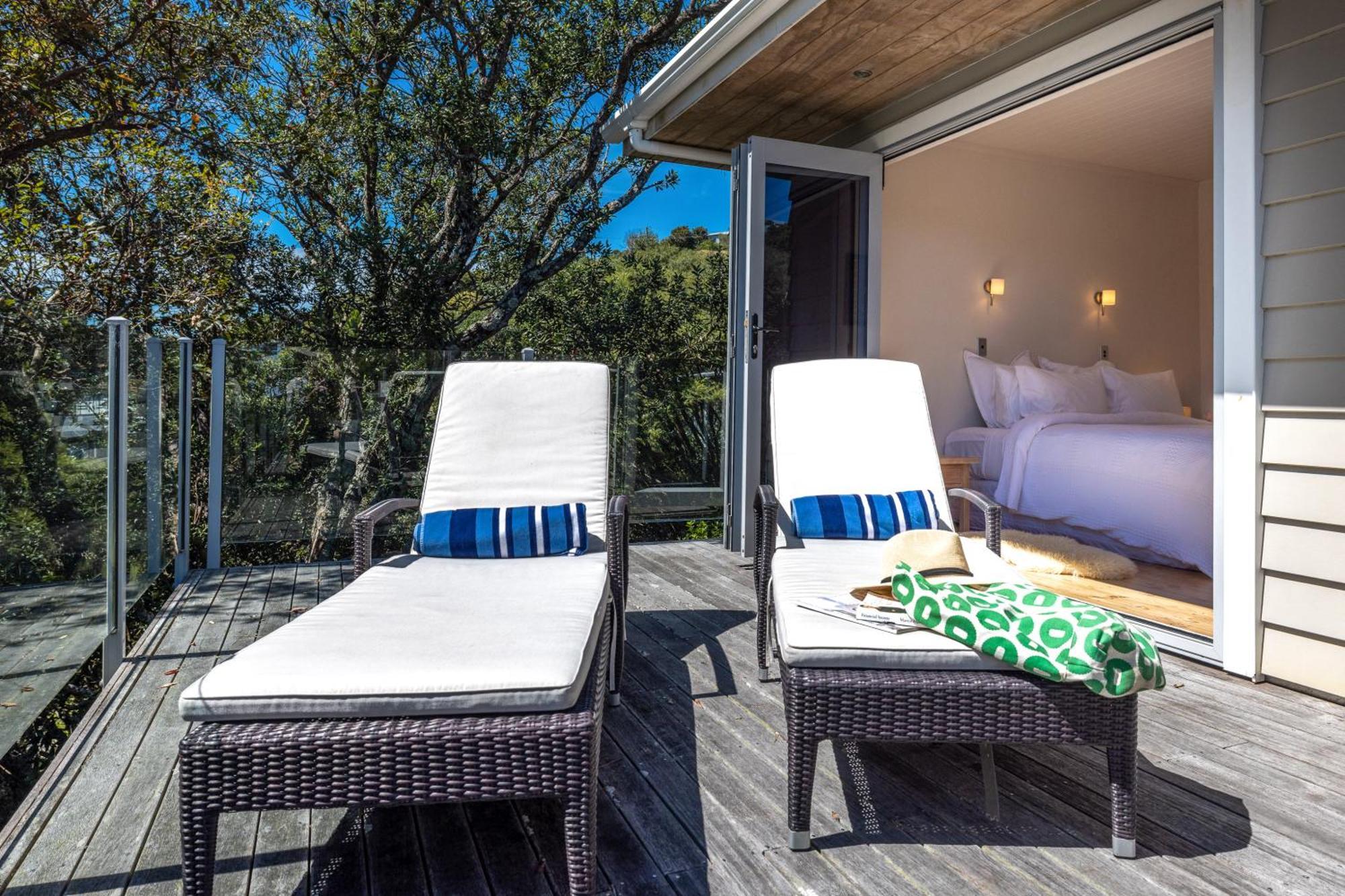 Tawa Cottage - Coast & Country Oneroa Екстер'єр фото